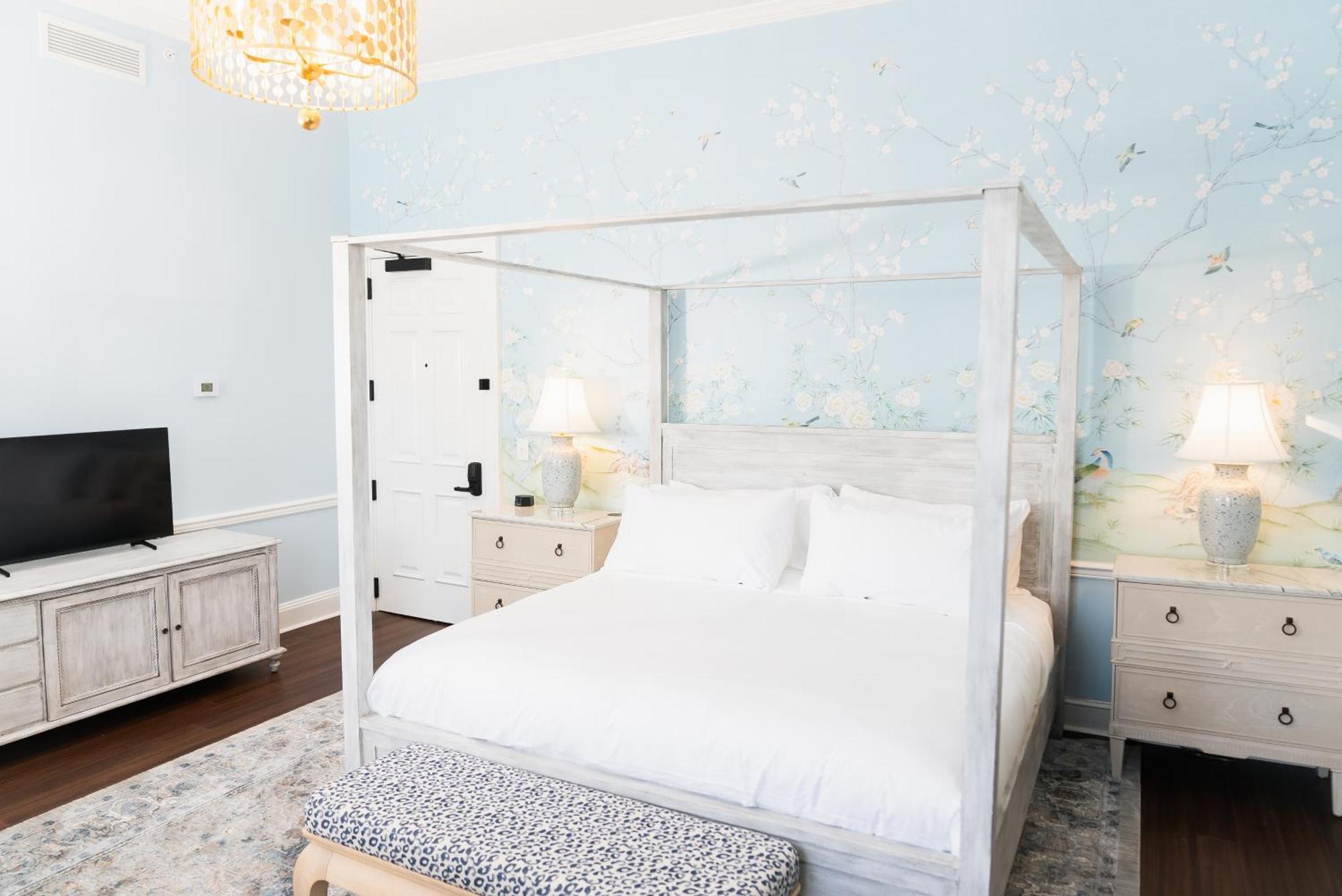 The Harvey Hotel New Bern Room photo