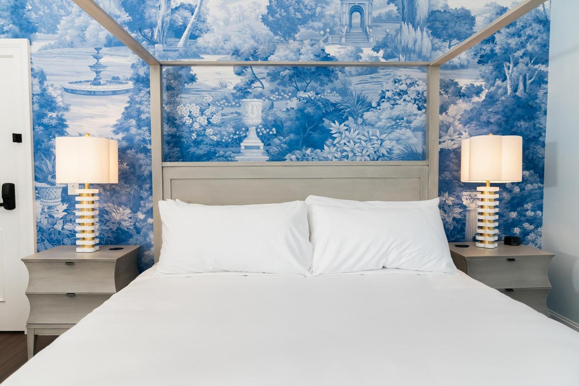 The Harvey Hotel New Bern Room photo